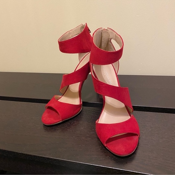 Christian Siriano Elegant Red Strappy Heels BRAND NEW - Picture 3 of 5